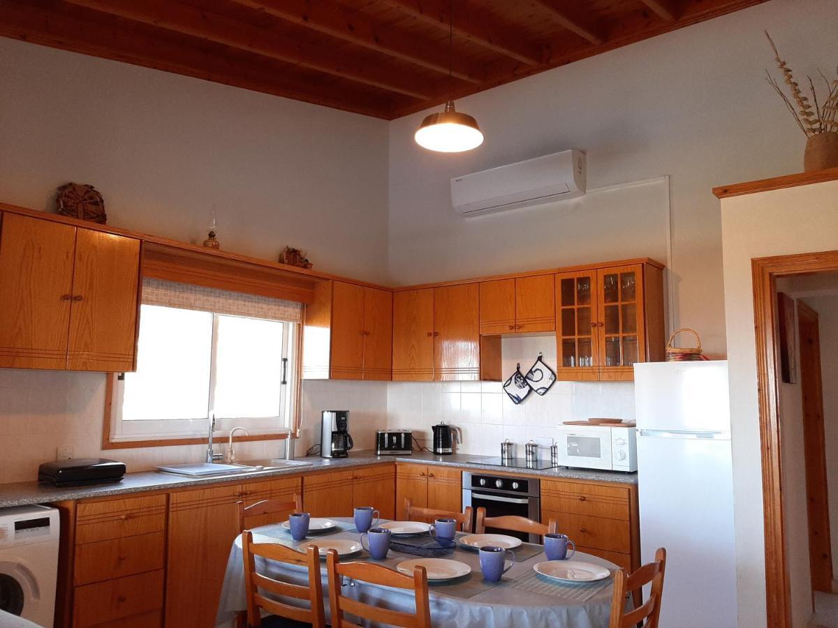 Villa Gavriel - Peyia Villa With Breathtaking Sea View, Peyia Villa With Private Pool, Secluded, Huge Outdoor Space, Mountain Views المظهر الخارجي الصورة